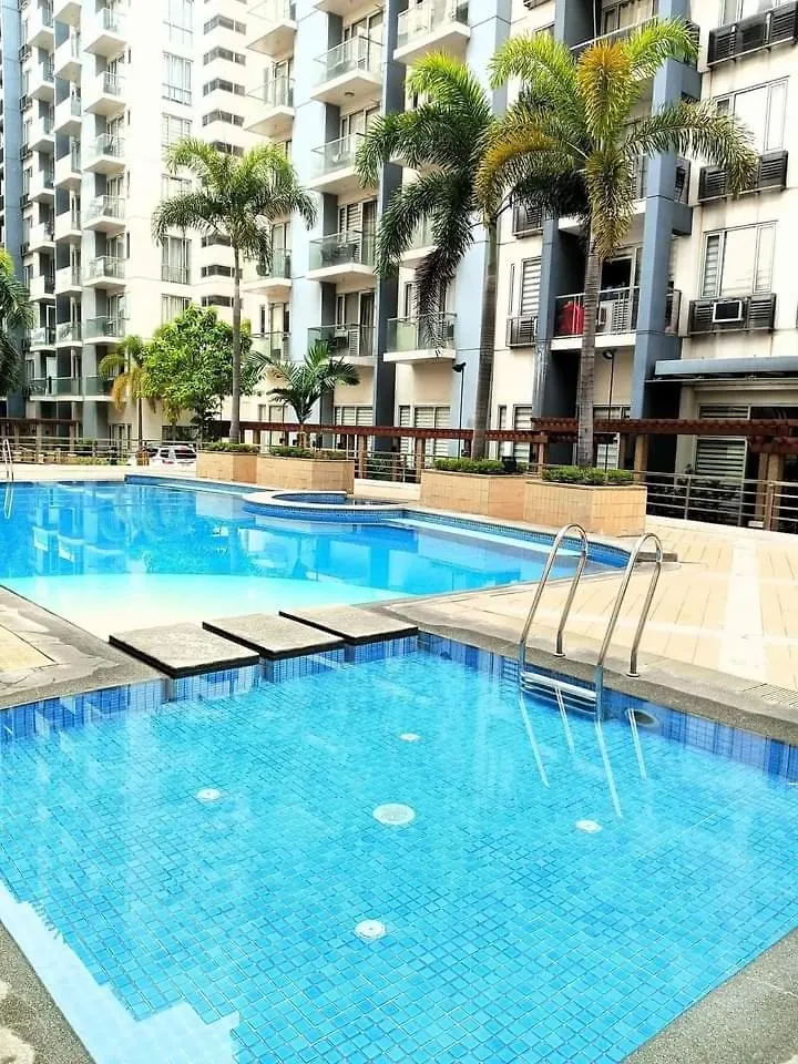 One Palm Tree Villas Near Naia Terminal 3 Manila