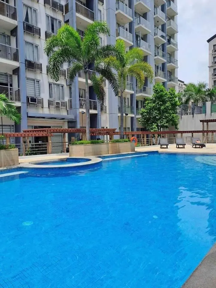 One Palm Tree Villas Near Naia Terminal 3 location